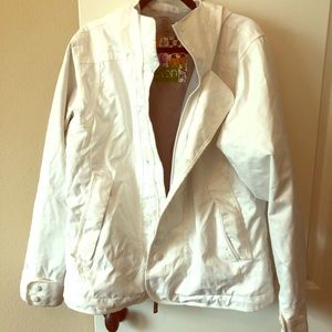 White Burton ski/snowboarding jacket XL